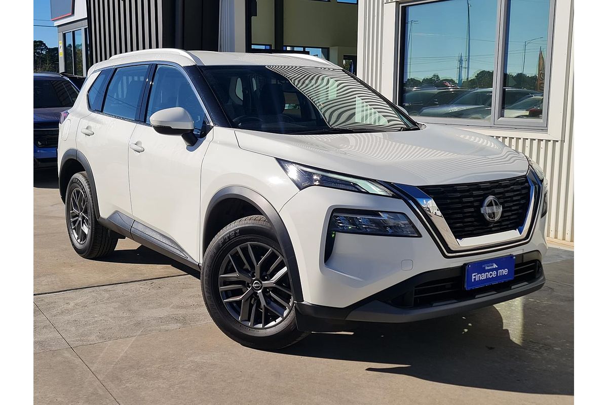 2025 Nissan X-TRAIL ST T33