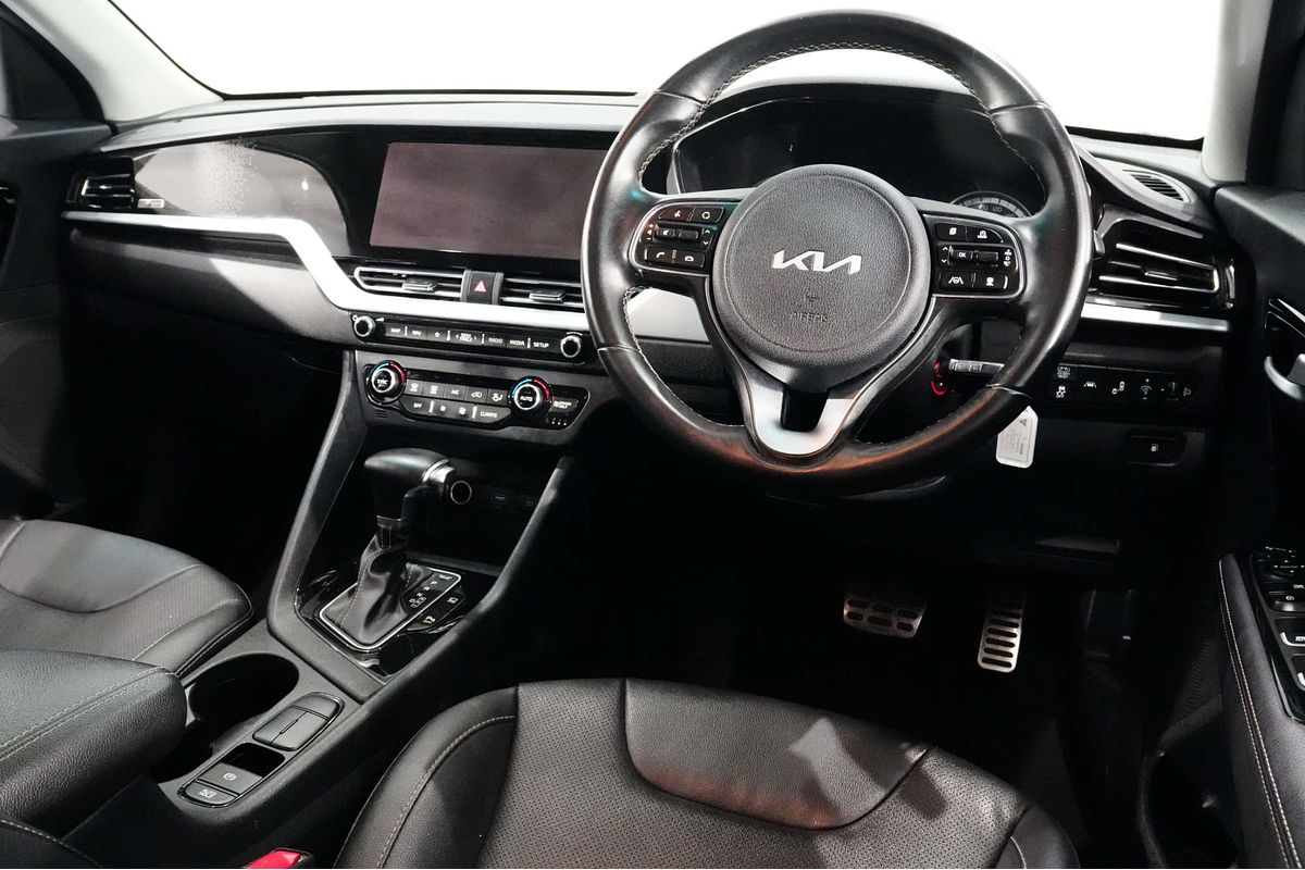 2021 Kia Niro Hybrid Sport DE