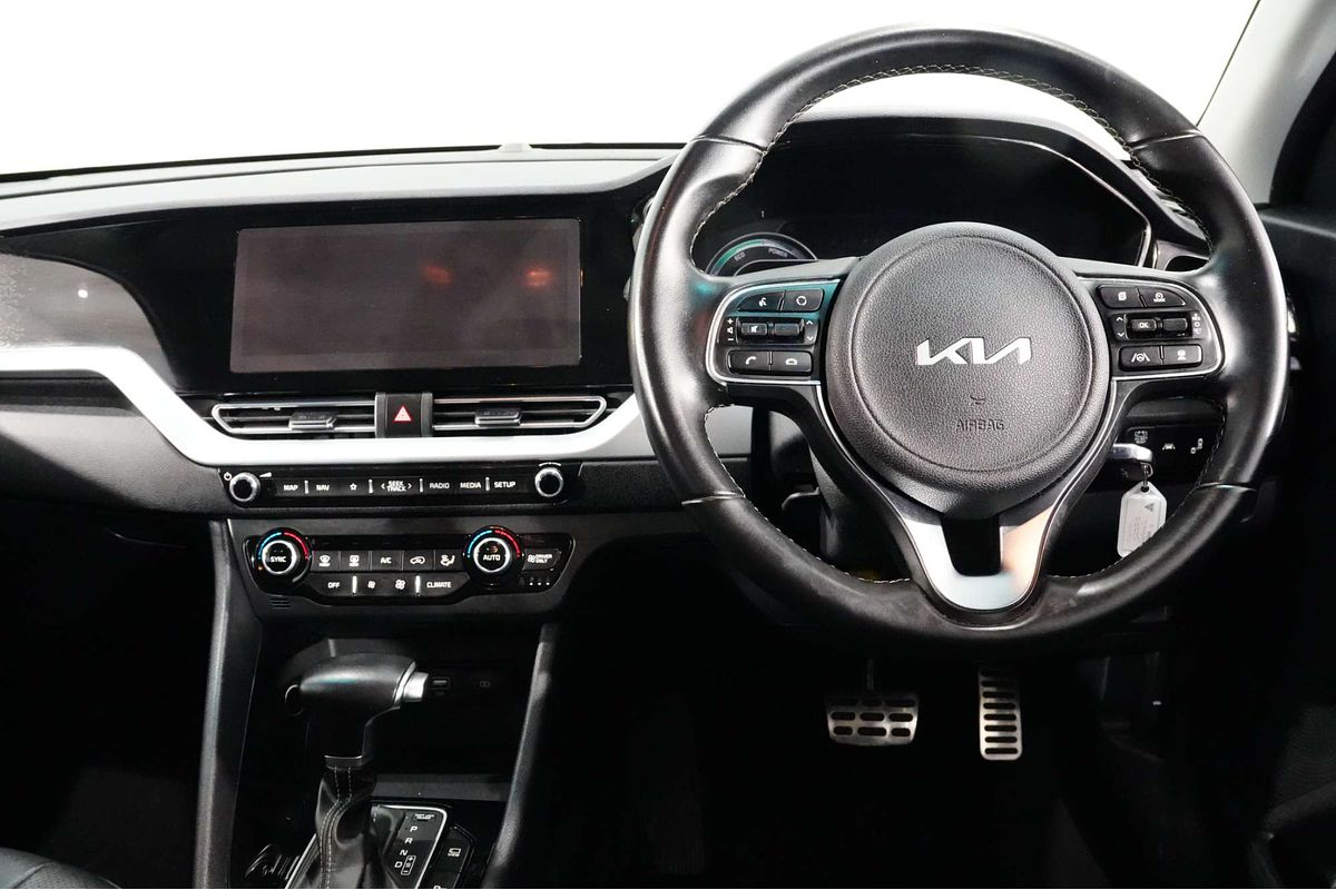 2021 Kia Niro Hybrid Sport DE