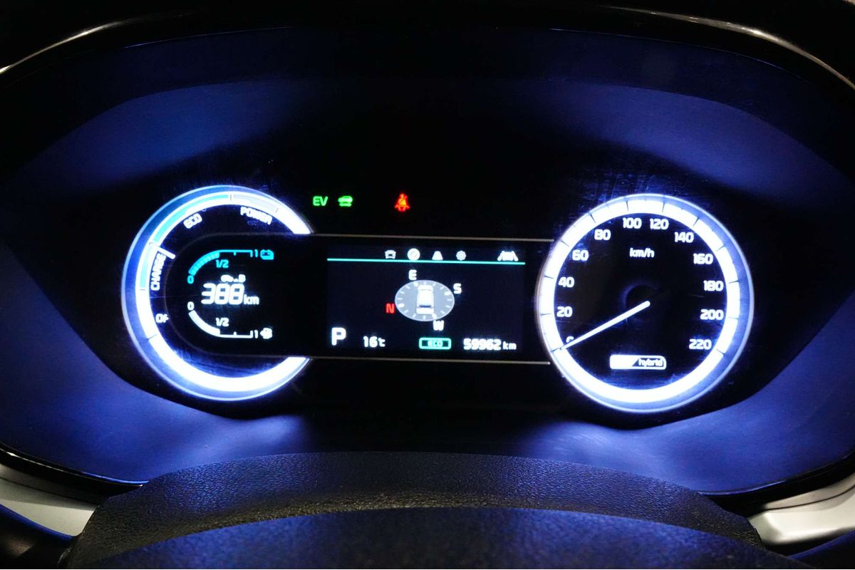 2021 Kia Niro Hybrid Sport DE