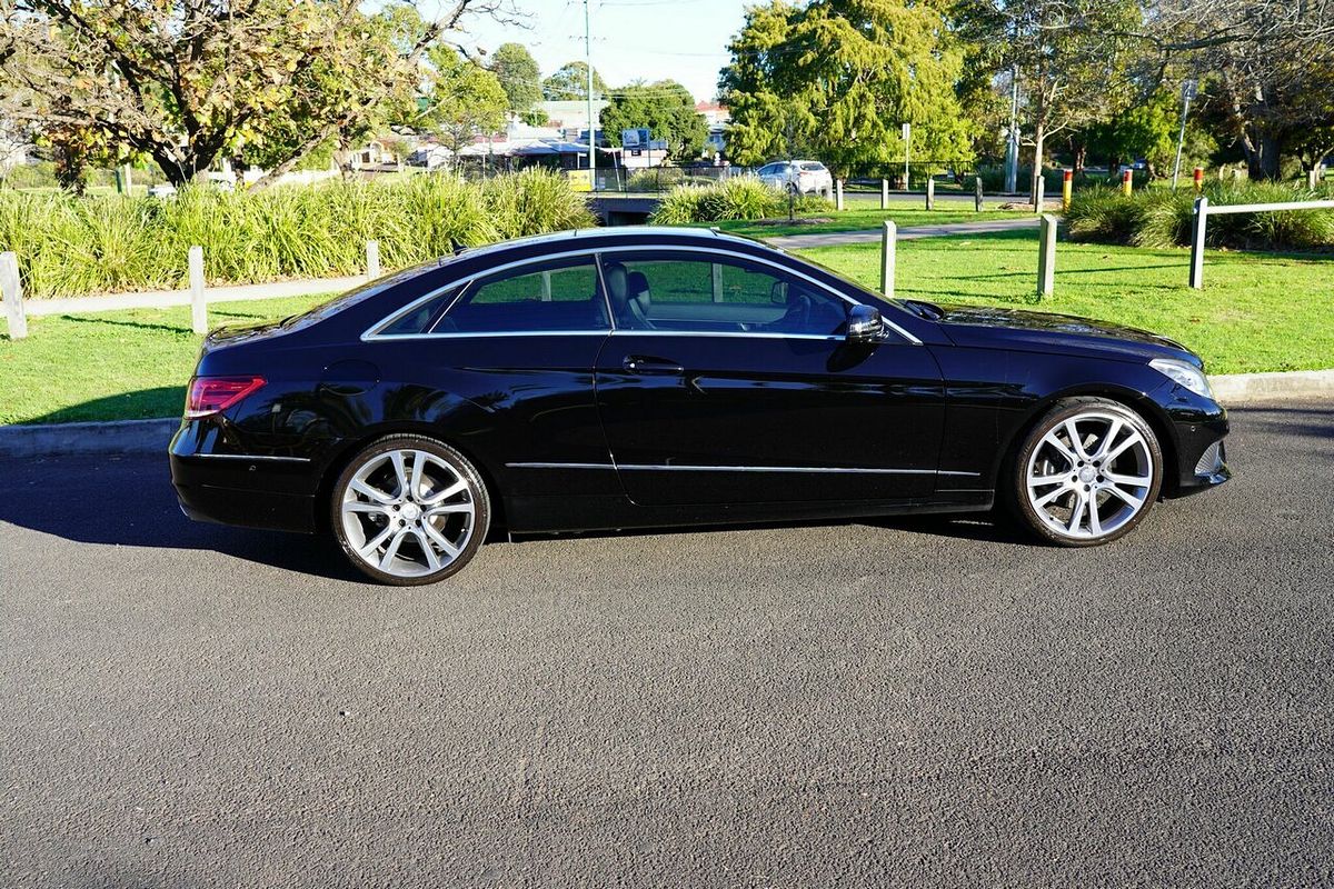 2015 Mercedes-Benz 200 207 MY15