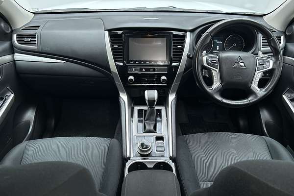 2024 Mitsubishi Pajero Sport GLS QF thumb-19