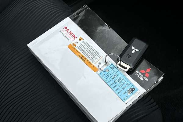 2024 Mitsubishi Pajero Sport GLS QF thumb-22