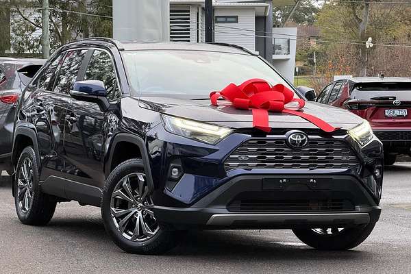 2024 Toyota RAV4 GXL AXAH52R