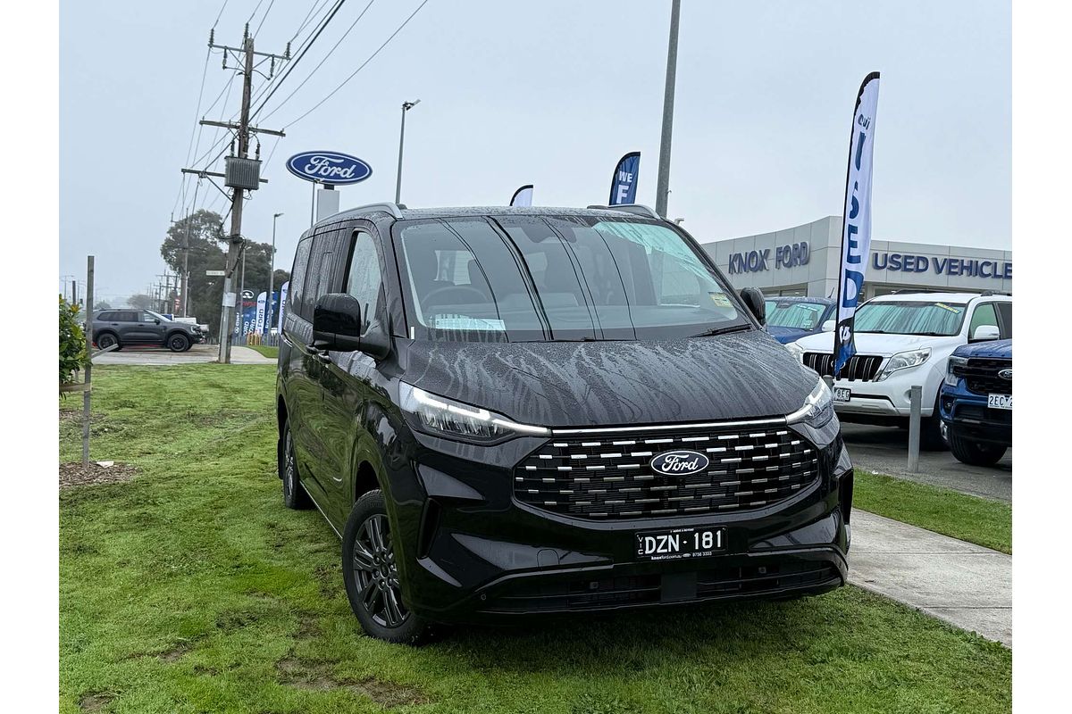 2025 Ford Tourneo Titanium X AV SWB