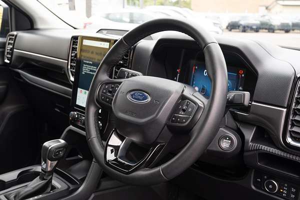 2025 Ford Ranger XLT 4X4 2.0L thumb-3