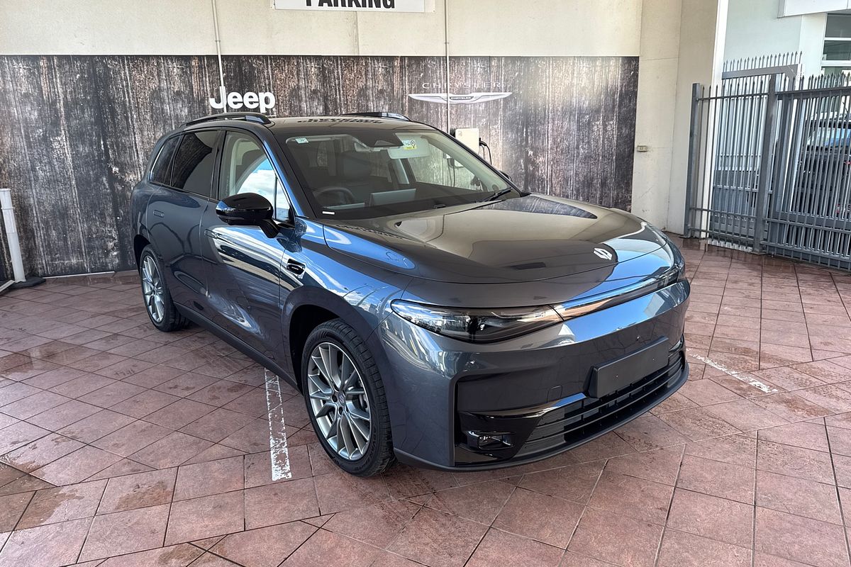 2026 Leapmotor C10 Design LR B11