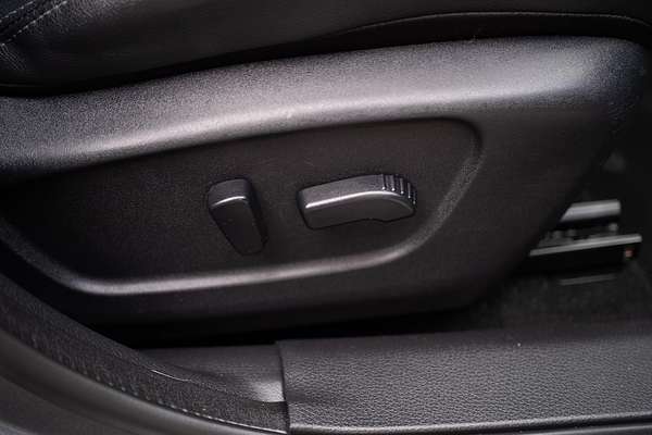 2019 Nissan QASHQAI ST-L J11 Series 2 thumb-19
