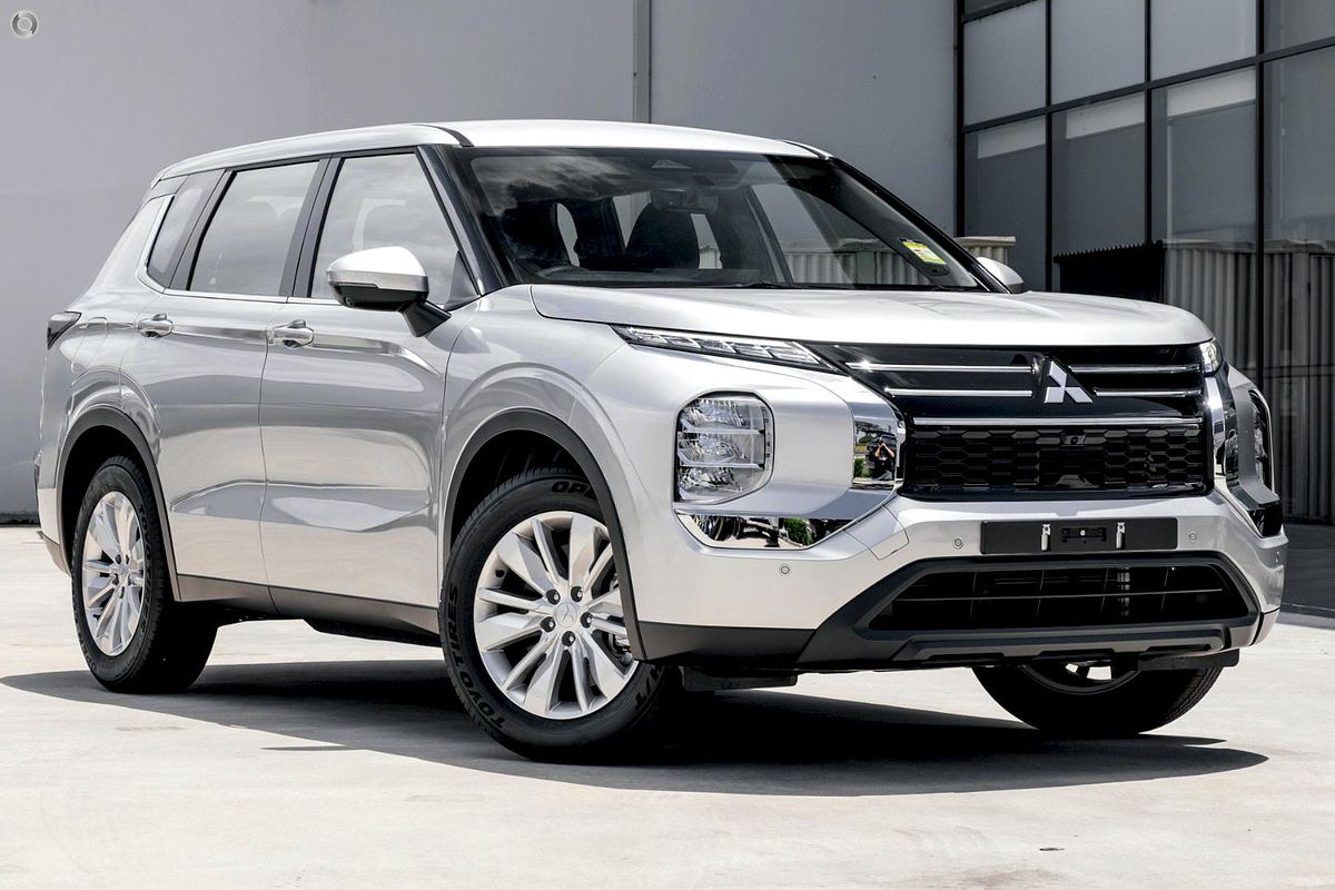 2026 Mitsubishi Outlander ES ZM