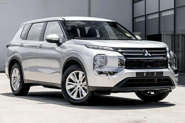 2026 Mitsubishi Outlander ES ZM