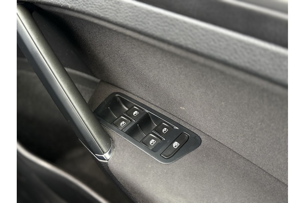 2017 Volkswagen Golf 92TSI Comfortline 7