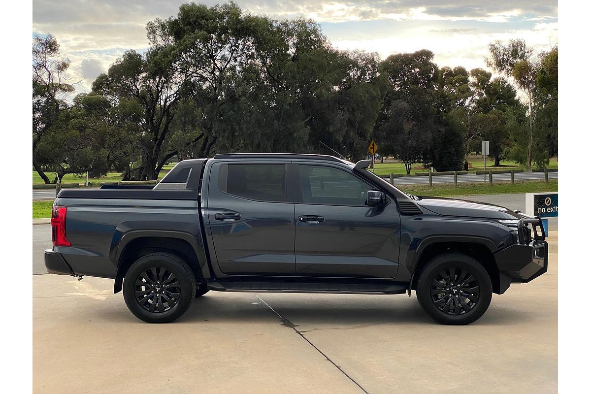 2025 Mitsubishi Triton GSR MV 4X4