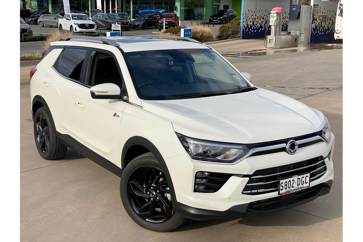 2024 KGM Korando Ultimate LTD C300