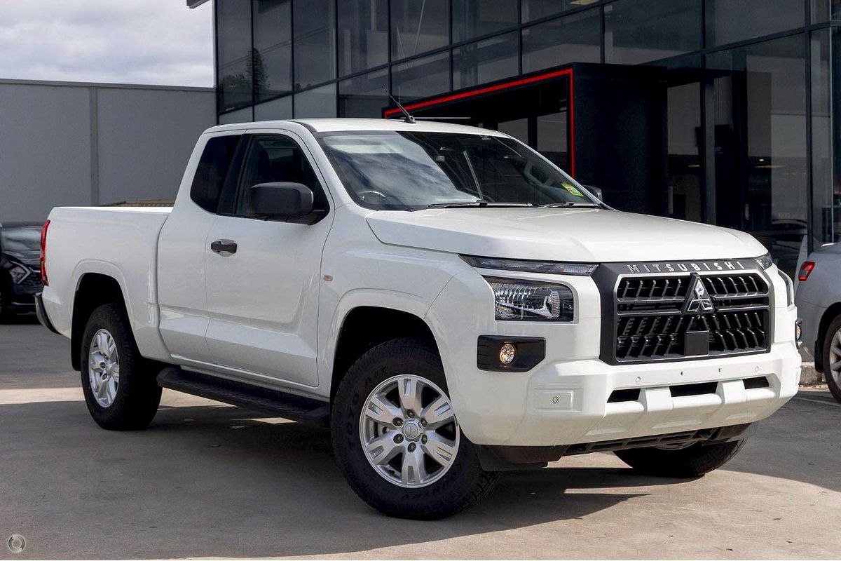 2026 Mitsubishi Triton GLX+ MV 4X4