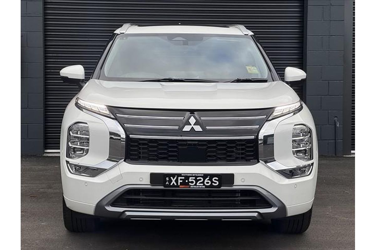 2025 Mitsubishi Outlander Exceed ZM