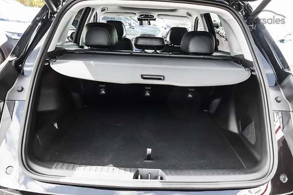 2026 Geely Starray EM-i Inspire Extended Range P145 thumb-17