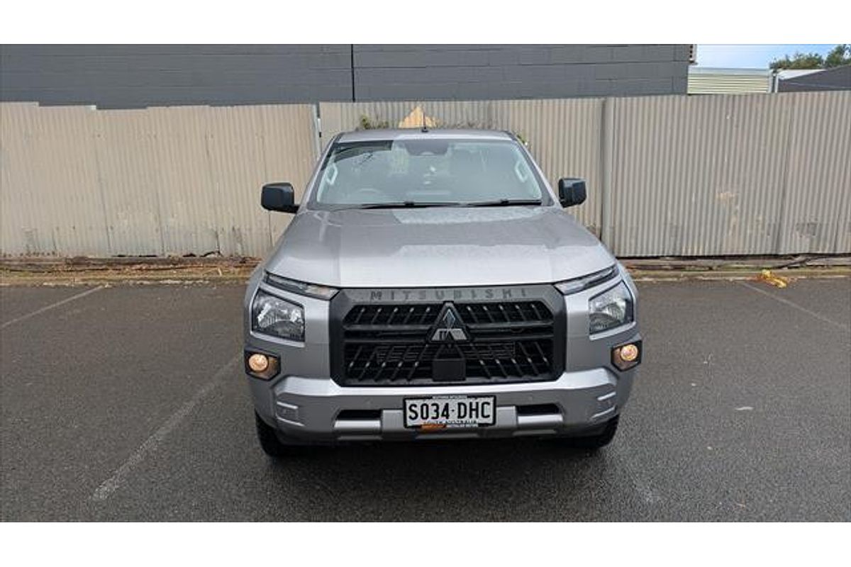 2025 Mitsubishi Triton GLX MV 4X4