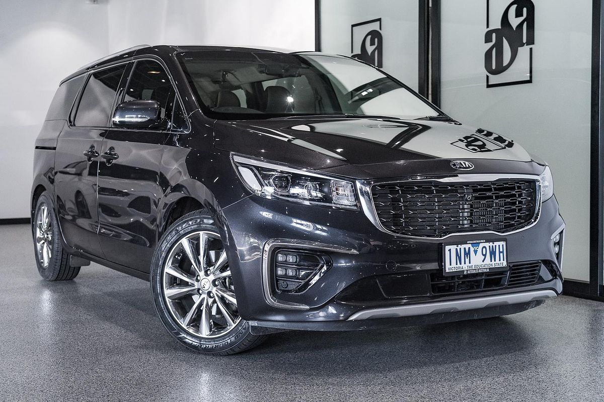 2018 Kia Carnival Platinum YP