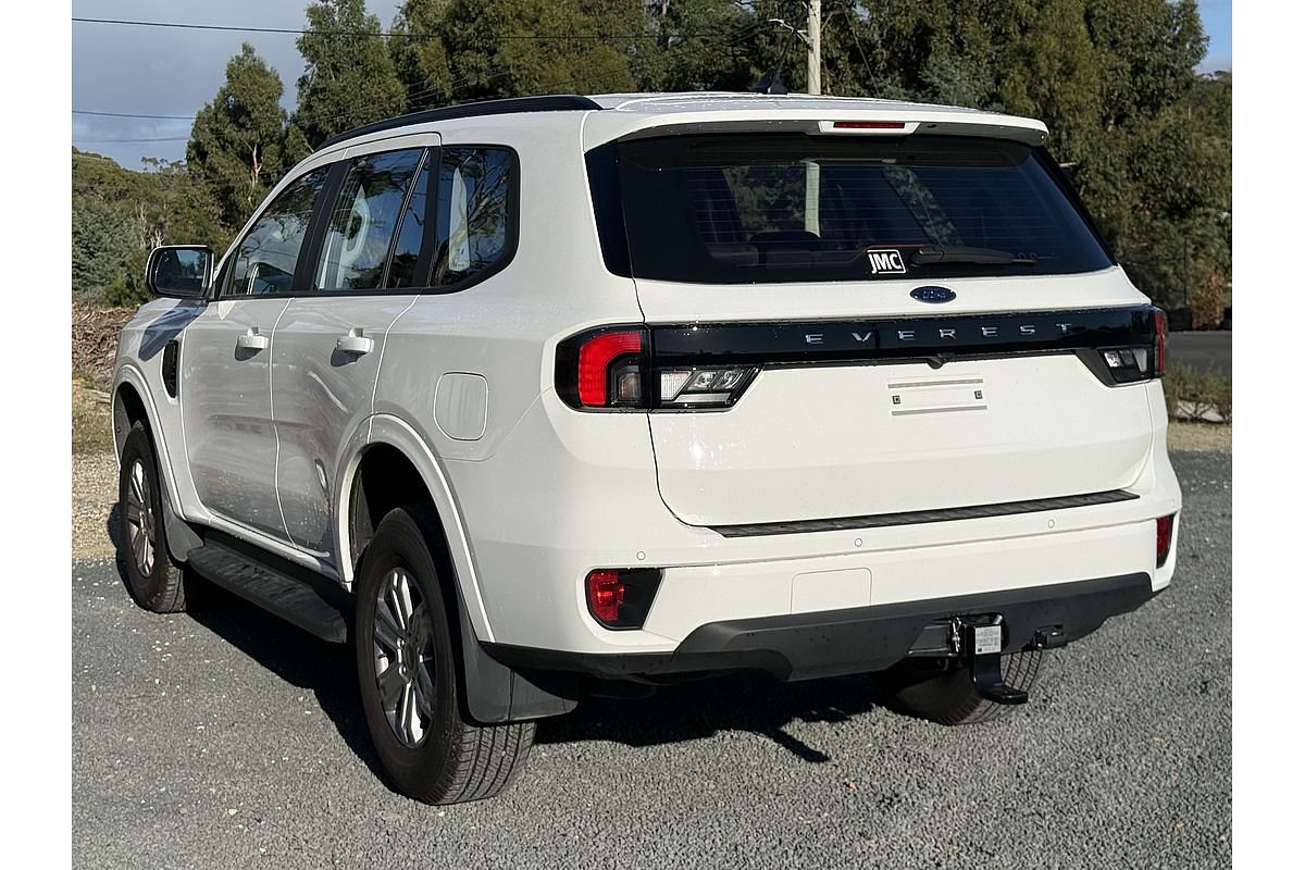 2025 Ford Everest Ambiente 2.0L