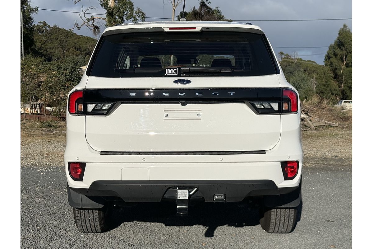 2025 Ford Everest Ambiente 2.0L