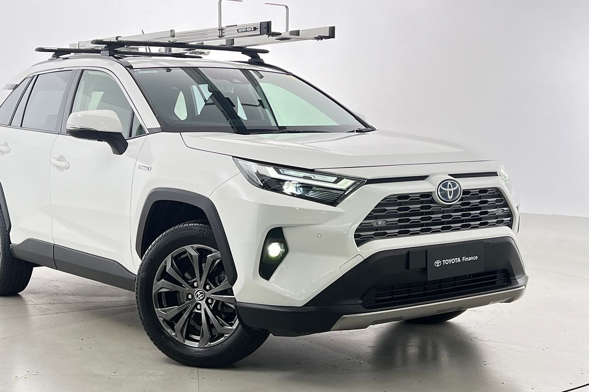 2024 Toyota RAV4 GXL AXAH52R