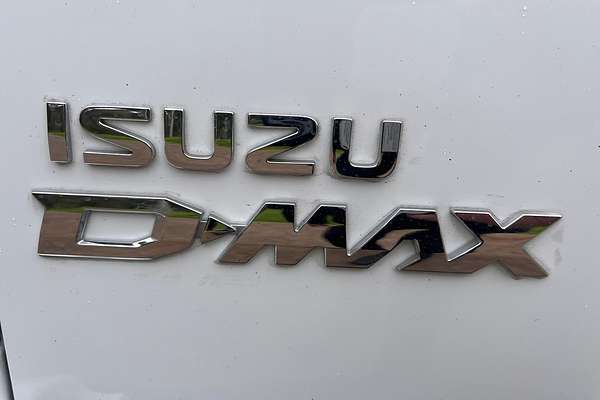 2021 Isuzu D-MAX X-TERRAIN 4X4 thumb-11