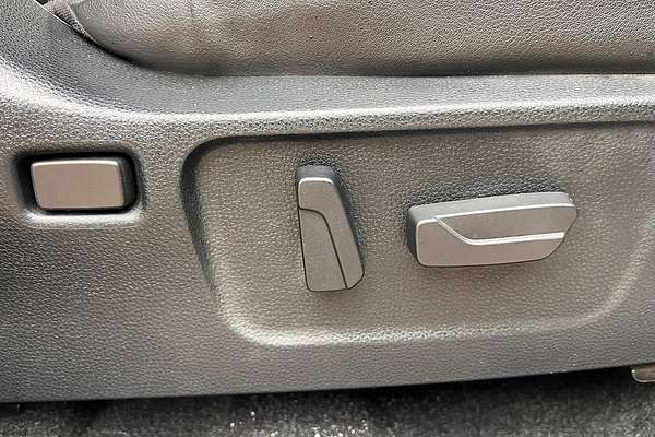 2021 Isuzu D-MAX X-TERRAIN 4X4 thumb-25