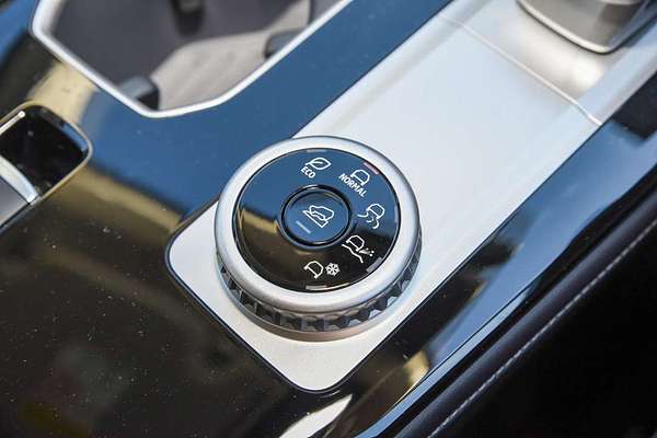 2025 Mitsubishi Outlander LS ZM thumb-13