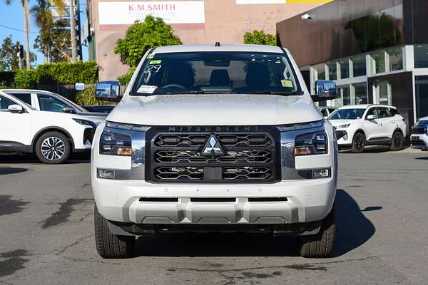 2025 Mitsubishi Triton GLS MV 4X4 thumb-2