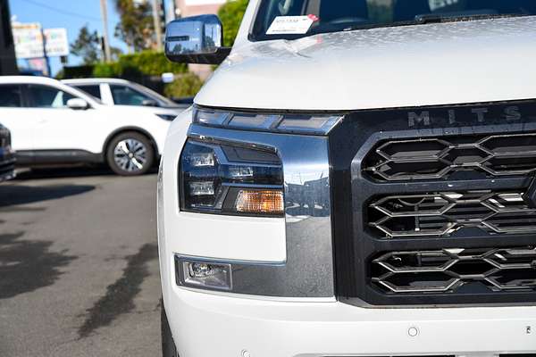2025 Mitsubishi Triton GLS MV 4X4 thumb-1