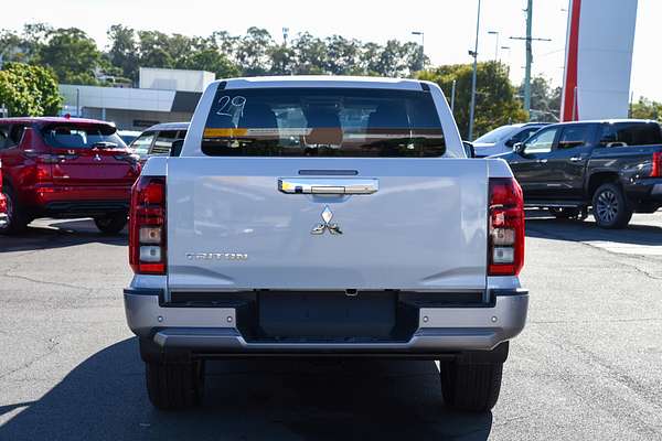 2025 Mitsubishi Triton GLS MV 4X4 thumb-6