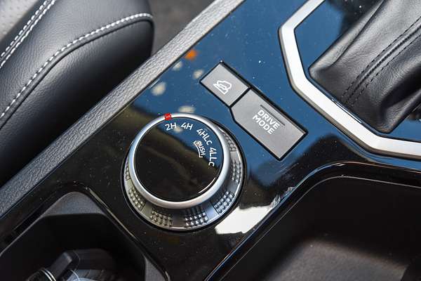 2025 Mitsubishi Triton GLS MV 4X4 thumb-14