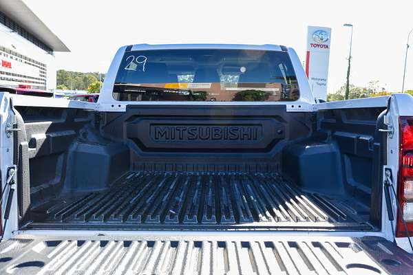 2025 Mitsubishi Triton GLS MV 4X4 thumb-18