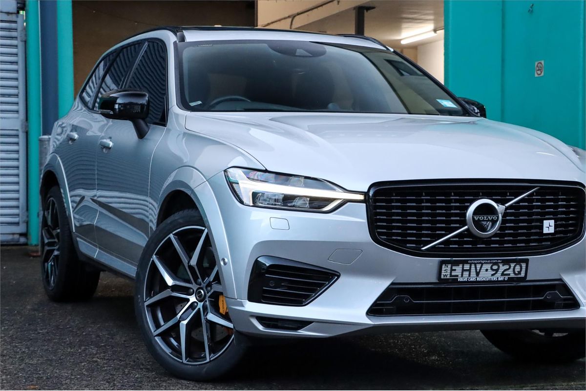 2020 Volvo XC60 T8 Polestar UZ