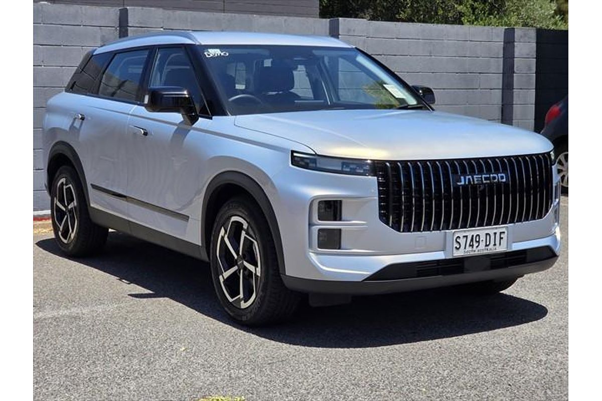 2025 OMODA JAECOO J7 Core