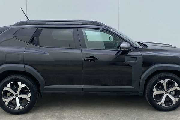 2025 Renault Duster Techno X1311