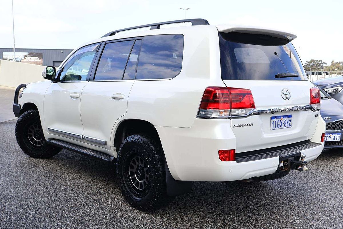 2017 Toyota Landcruiser Sahara VDJ200R