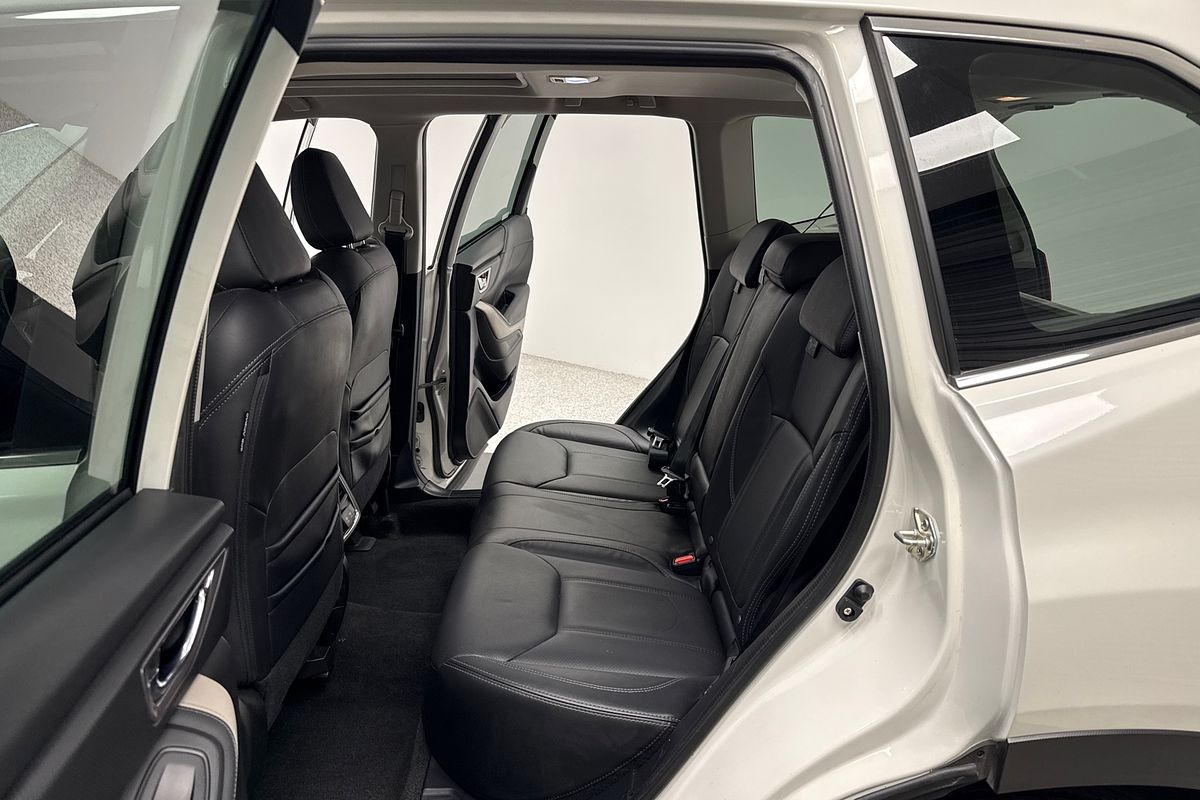 2022 Subaru Forester 2.5i-S S5