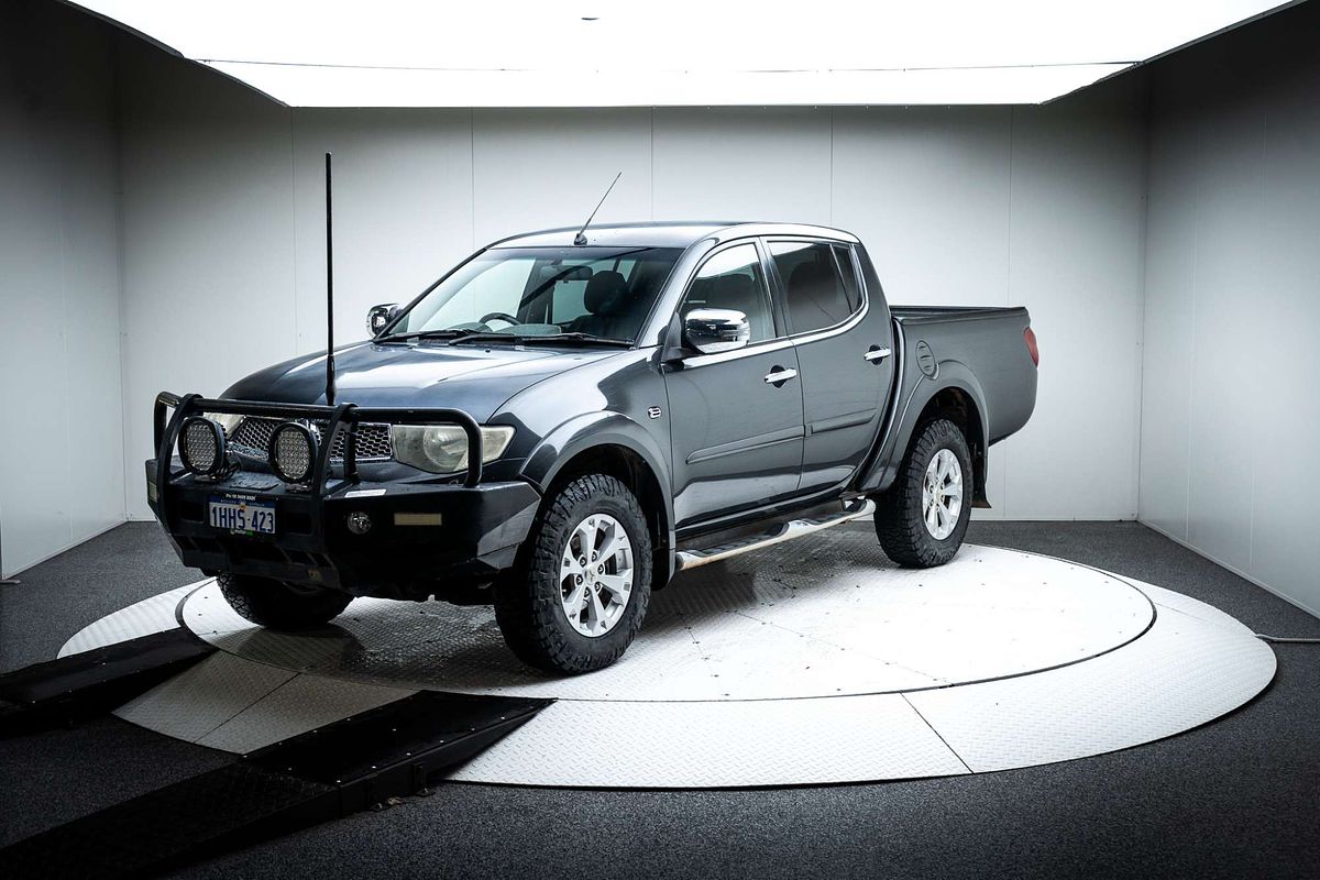2013 Mitsubishi Triton GLX-R MN 4X4