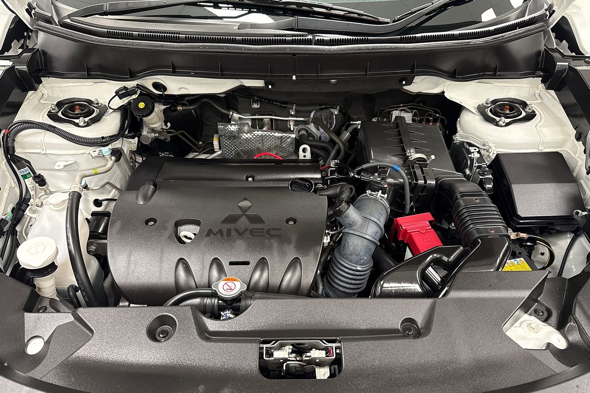 2022 Mitsubishi ASX ES XD