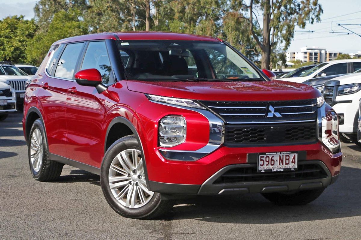 2024 Mitsubishi Outlander ES ZM