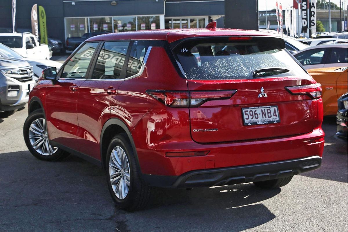2024 Mitsubishi Outlander ES ZM