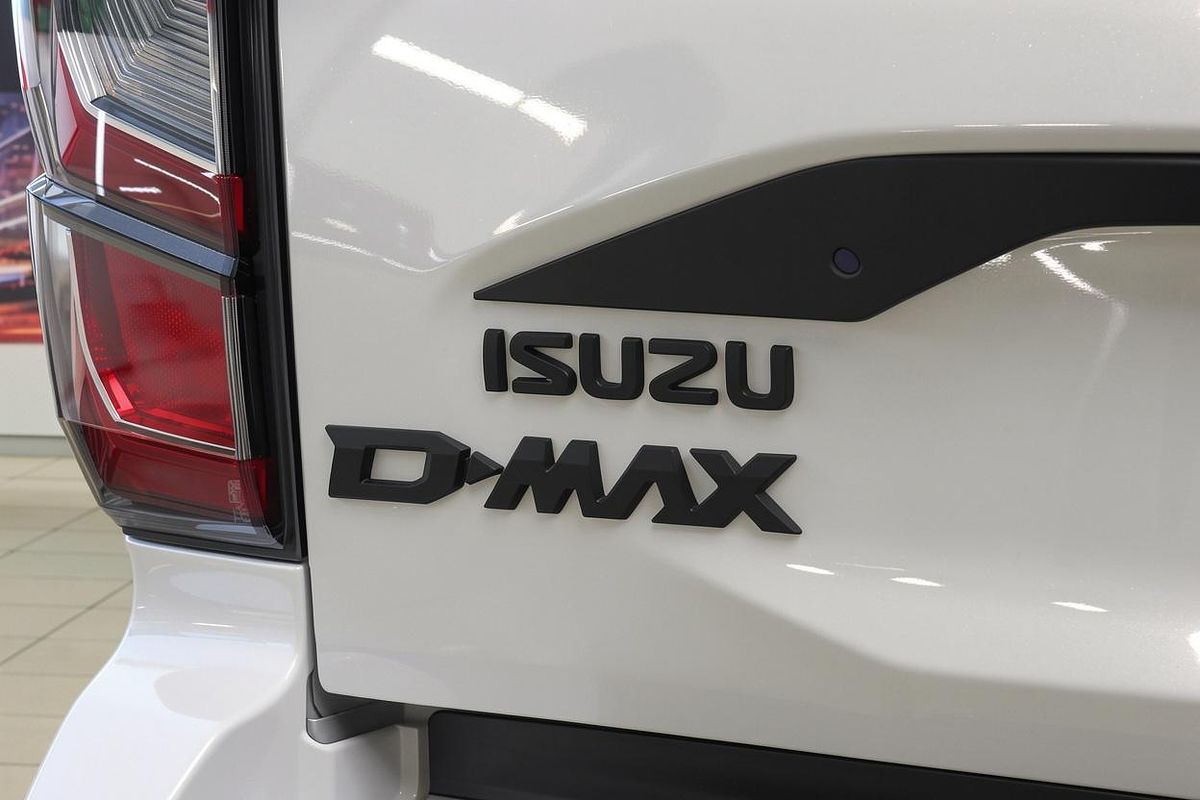 2026 Isuzu D-MAX BLADE 4X4 image 15