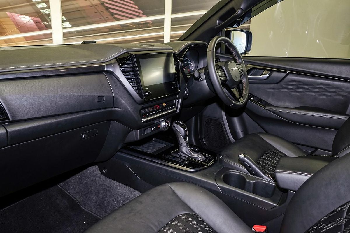 2026 Isuzu D-MAX BLADE 4X4 image 21