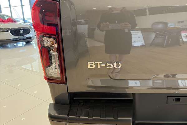 2026 Mazda BT-50 SP TF 4X4 thumb-11