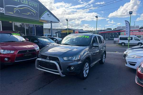 2010 Mitsubishi Outlander LS ZH