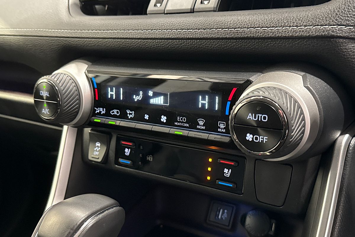 2025 Toyota RAV4 Cruiser AXAH52R