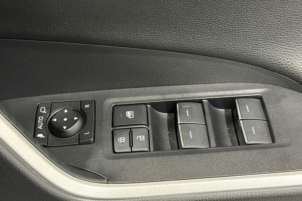 2025 Toyota RAV4 Cruiser AXAH52R