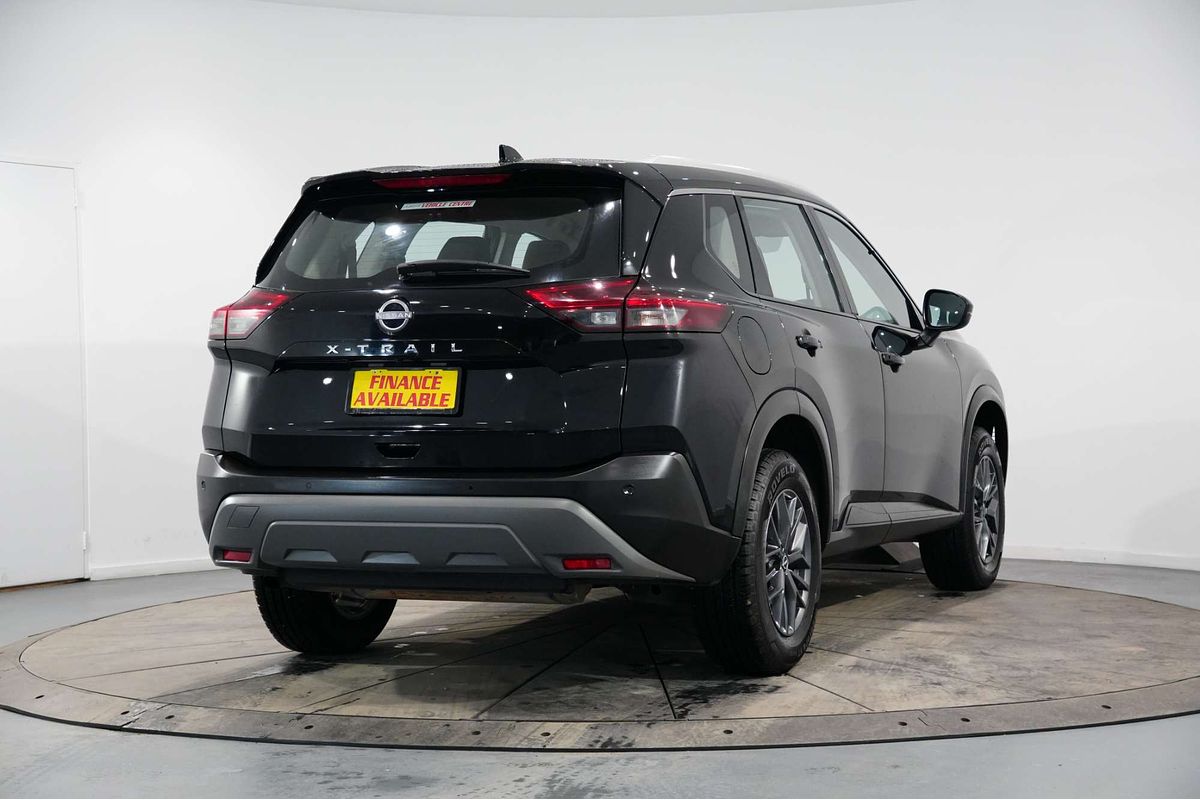 2023 Nissan X-TRAIL ST T33