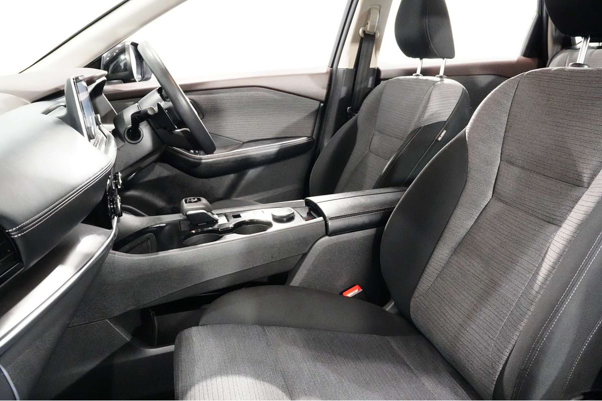 2023 Nissan X-TRAIL ST T33